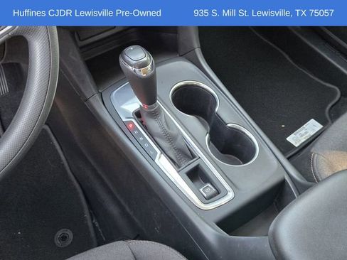 Used 2020 Chevrolet Equinox LT image 22