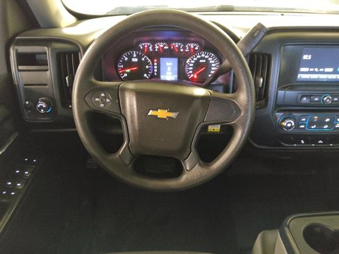 Used 2018 Chevrolet Silverado 1500 W/T w/ Trailering Package image 22