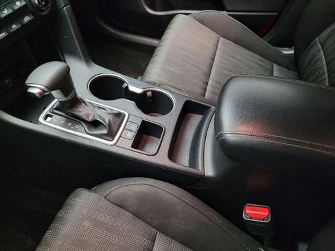 Used 2020 Kia Sportage LX FWD image 26