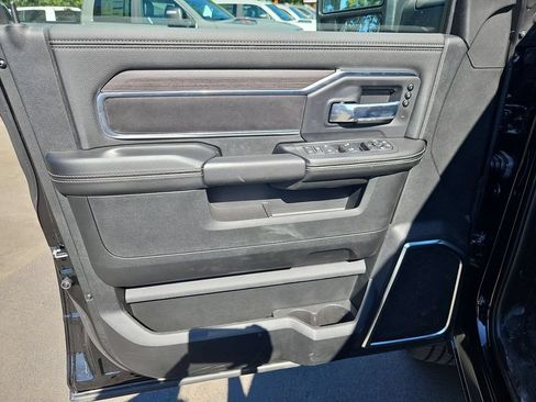 New 2026 RAM 2500 Laramie AWD/4WD image 11
