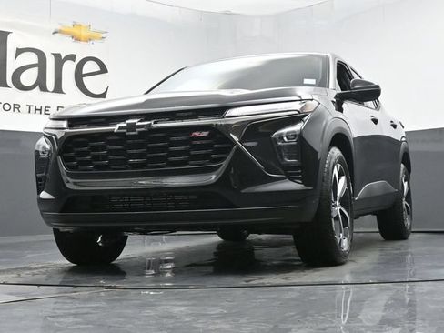 New 2026 Chevrolet Trax RS w/ Sunroof Package FWD image 34