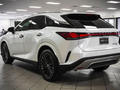 Certified 2024 Lexus RX 350h w/ Convenience Package image 8