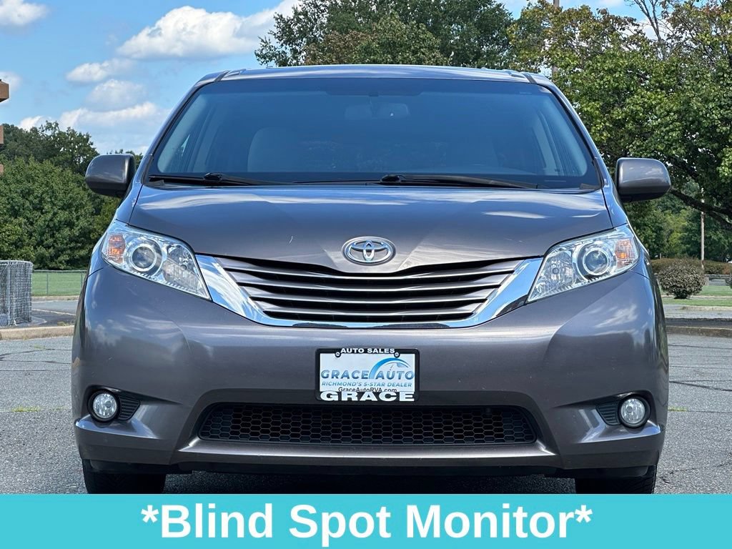 Used 2017 Toyota Sienna XLE FWD image 12