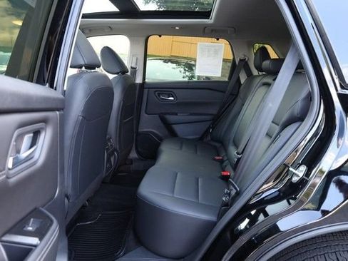 Certified 2025 Nissan Rogue SV w/ SV Premium Package FWD image 21