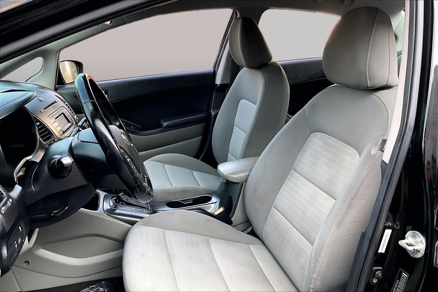 Used 2015 Kia Forte EX FWD image 8