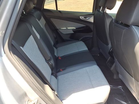 Used 2023 Volkswagen ID.4 Pro AWD/4WD image 13