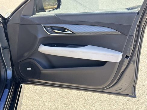 Used 2018 Cadillac ATS V w/ Luxury Package image 10