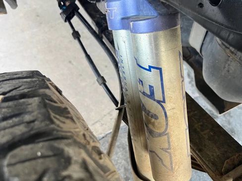 Used 2011 Ford F150 Raptor image 10