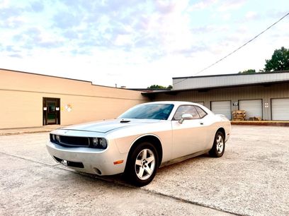 Used 2010 Dodge Challenger SE