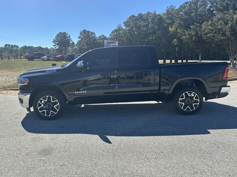 Used 2025 RAM 1500 Laramie image 8