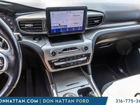 Used 2021 Ford Explorer XLT w/ Equipment Group 202A AWD/4WD image 8