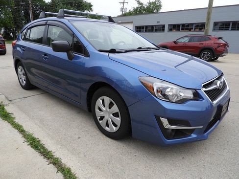 Used 2016 Subaru Impreza 2.0i AWD/4WD image 10