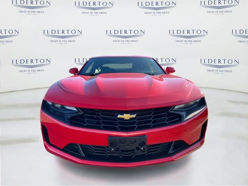Used 2022 Chevrolet Camaro LT image 3