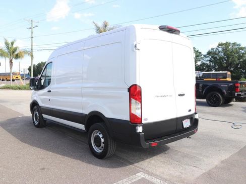Used 2023 Ford Transit 250 Medium Roof image 8