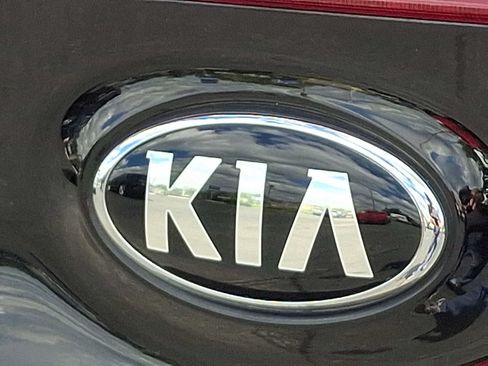 Used 2018 Kia Sportage LX AWD/4WD image 29