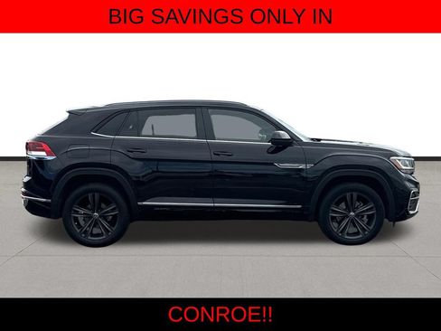Used 2020 Volkswagen Atlas Cross Sport SE w/ Panoramic Sunroof Package FWD image 7