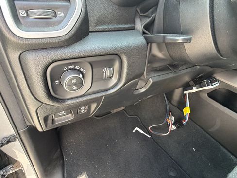 Used 2023 RAM 1500 Big Horn AWD/4WD image 23