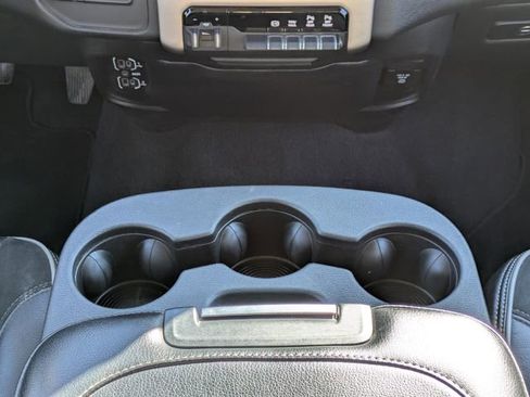 Used 2020 RAM 2500 Laramie image 18