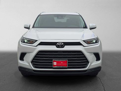 Used 2026 Toyota Grand Highlander FWD image 8