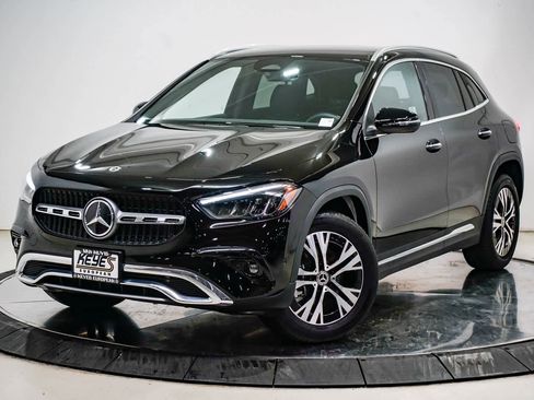 Used 2025 Mercedes-Benz GLA 250 image 1