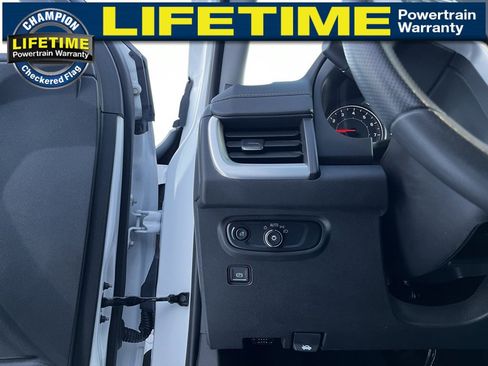 Certified 2024 GMC Terrain SLE image 23