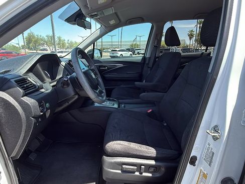 Used 2021 Honda Pilot EX image 16