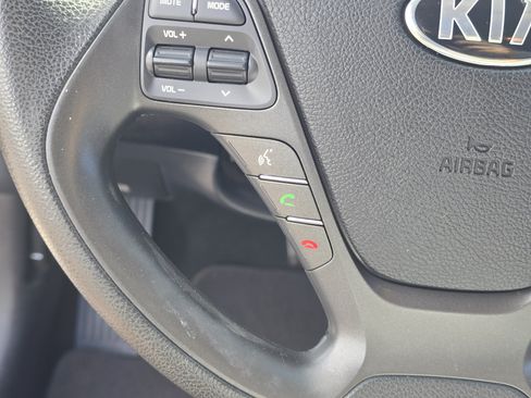 Used 2016 Kia Forte LX FWD image 29