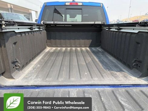 Used 2019 RAM 1500 Laramie AWD/4WD image 9