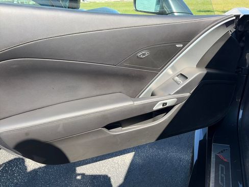 Used 2017 Chevrolet Corvette Z06 RWD image 13