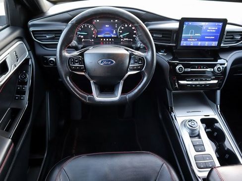 Certified 2023 Ford Explorer ST-Line w/ Class IV Trailer Tow Package image 4