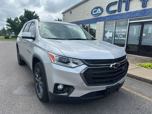 Used 2021 Chevrolet Traverse RS AWD/4WD image 2
