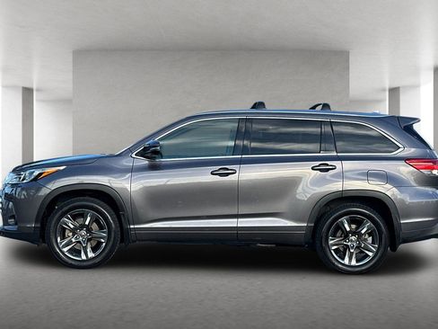 Used 2018 Toyota Highlander Limited image 7