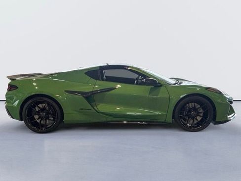 New 2026 Chevrolet Corvette Z06 w/ Battery Protection Package RWD image 2