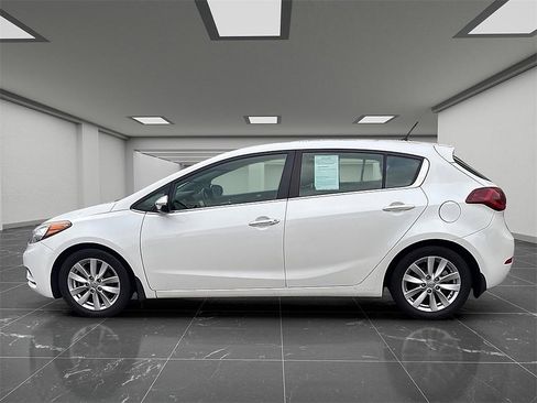 Used 2015 Kia Forte EX w/ EX Premium Package image 12