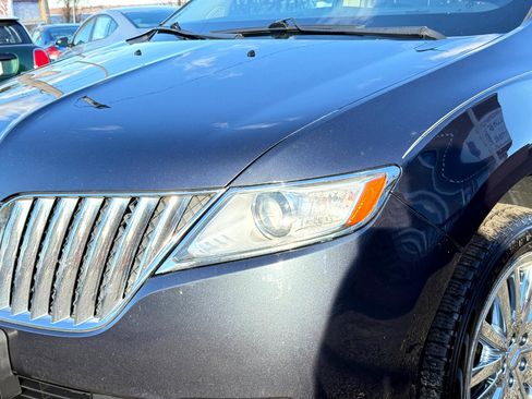 Used 2014 Lincoln MKX AWD w/ Equipment Group 102A image 9