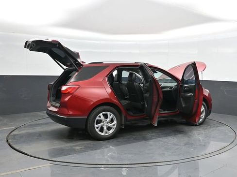 Used 2018 Chevrolet Equinox Premier image 46