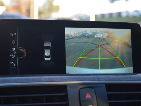 Used 2017 BMW 330i Sedan image 20