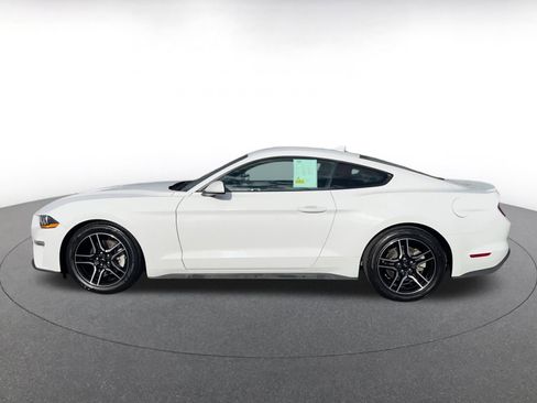 Used 2023 Ford Mustang Premium image 9