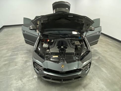 Used 2019 Lamborghini Urus image 56