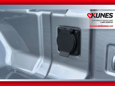 New 2026 GMC Canyon Elevation w/ Convenience Package image 20