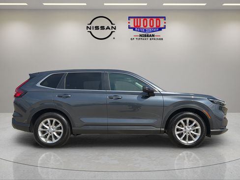 Used 2025 Honda CR-V EX-L image 2
