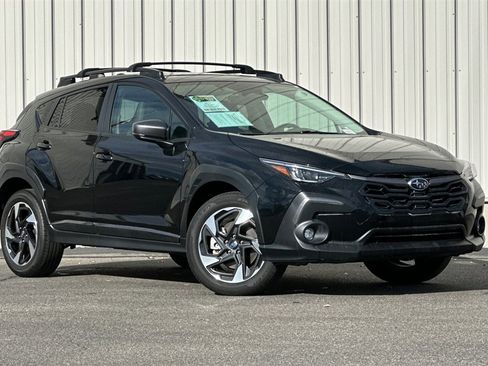 Used 2024 Subaru Crosstrek 2.5i Limited image 2