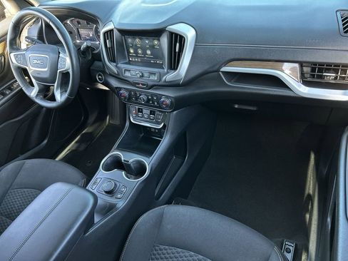 Used 2019 GMC Terrain SLE w/ Driver Convenience Package image 29