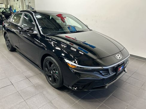 New 2026 Hyundai Elantra Sport FWD image 2