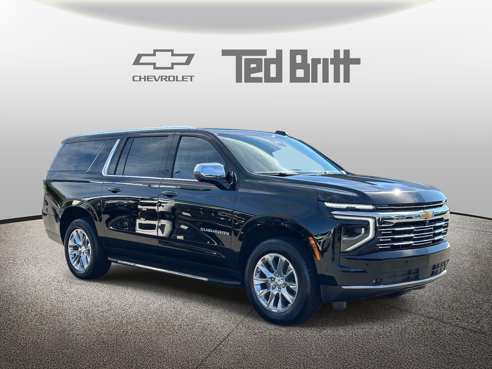 Used 2026 Chevrolet Suburban Premier AWD/4WD image 3