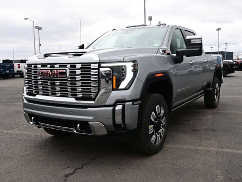 New 2026 GMC Sierra 2500 Denali w/ Denali Reserve Package image 4