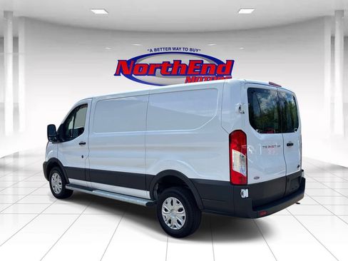 Used 2025 Ford Transit 250 Low Roof w/ Exterior Upgrade Package RWD image 5