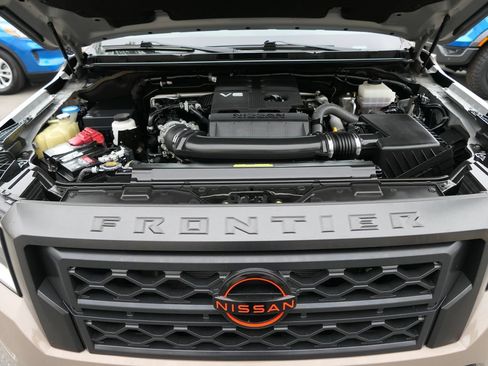 Used 2022 Nissan Frontier Pro-X w/ Technology Package RWD image 30