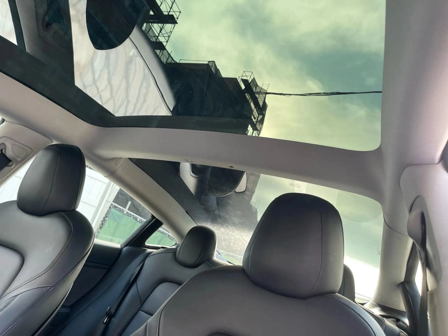 Used 2021 Tesla Model 3 Standard Range Plus RWD image 6