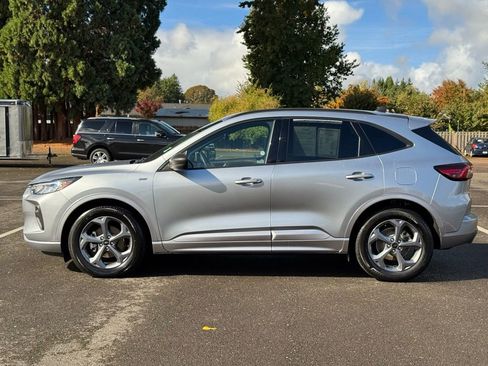 Used 2023 Ford Escape ST-Line w/ Cold Weather Package image 3